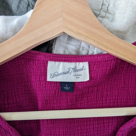 Universal Thread Magenta Faux-Wrap Textured Sleeveless Top - Picture 3 of 4